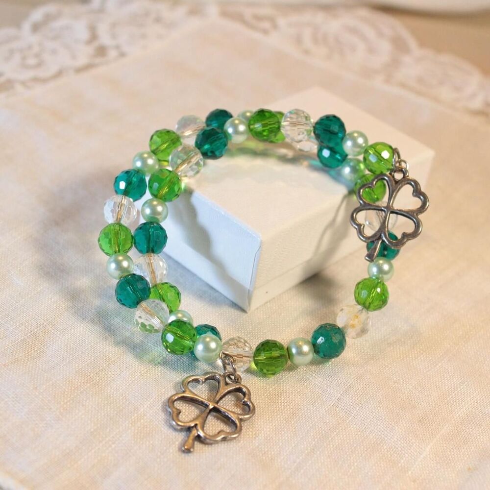 Fairycore Green Beaded Shamrock Four Leaf Clover Charm Bracelet - Picture 4 of 4